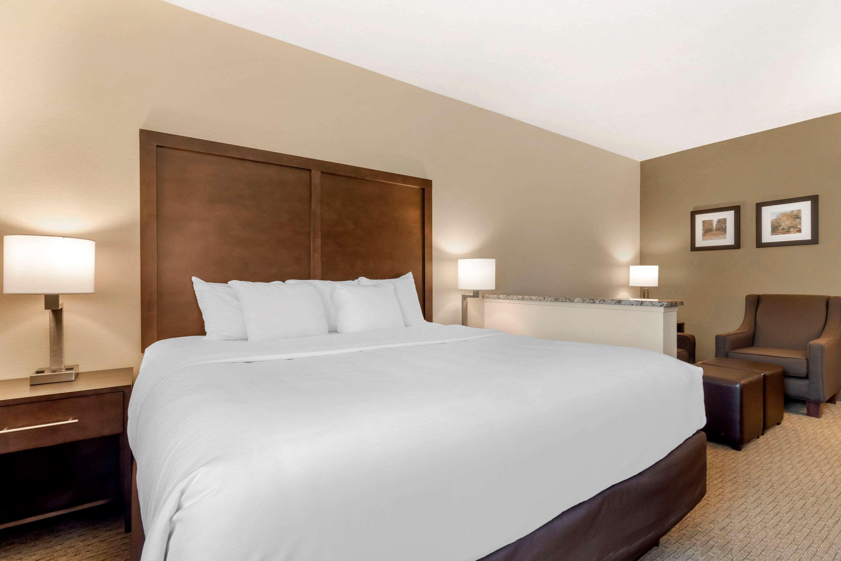 Comfort Inn & Suites Macon Extérieur photo